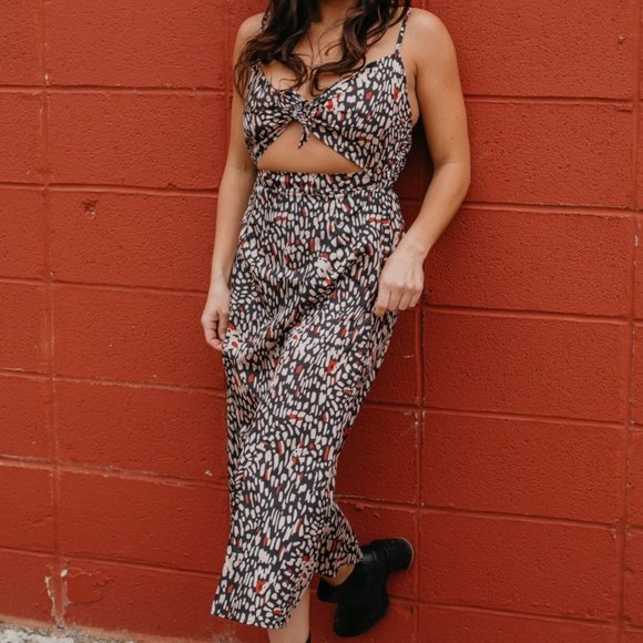 Cheetah Knotted Dress - Picture 1 of 4